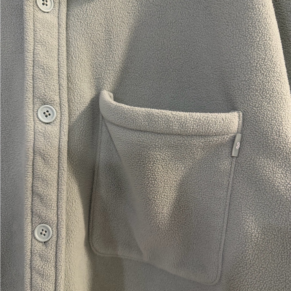 Aritzia TNA Polar Button-Up Fleece Shirt Jacket - #5 - Picture 4 of 7